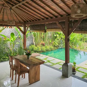 umajala-big-garden-and-the-private-pool-ubud.ubudhotelsnow.com/